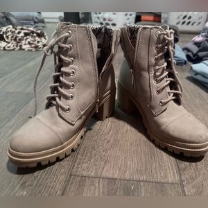 Stylish Tan Ankle Boots for Women
